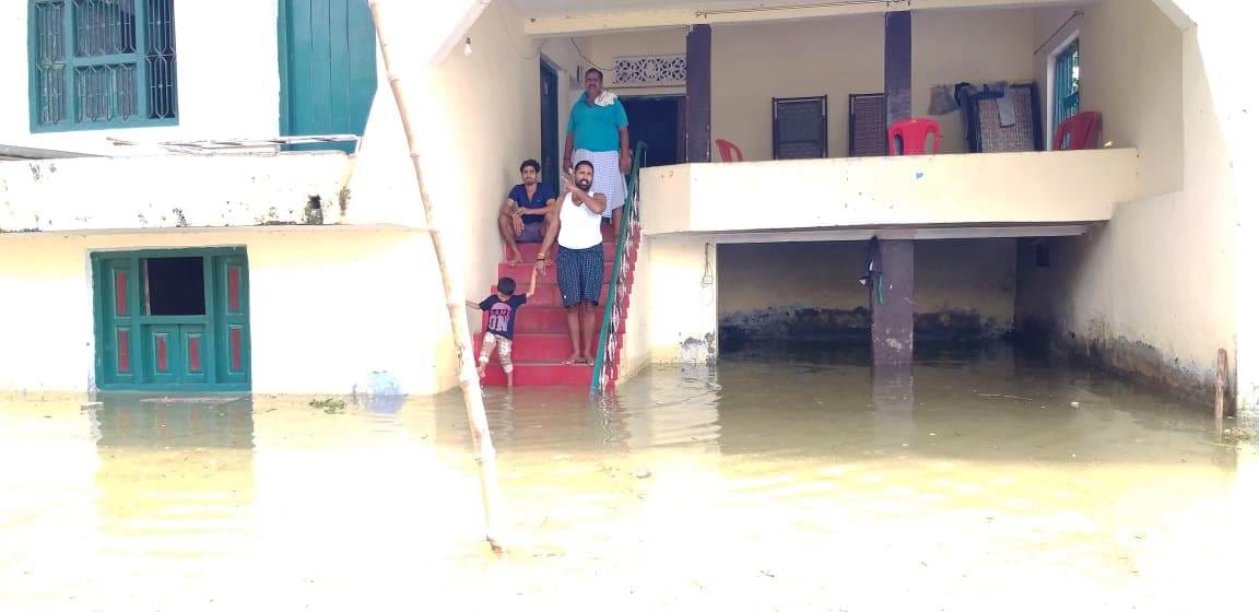 In the Ganges, the woes of the flood victims persist