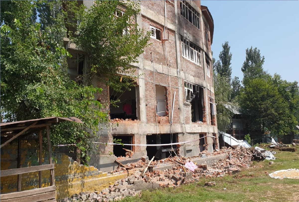 Terrorist was killed in Kulgam encounter with help Armed Intervention Vehicle