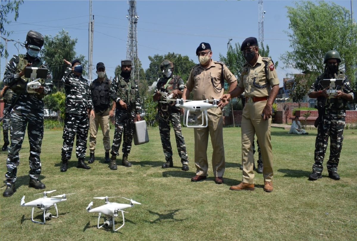 Independence Day Preparations Security tightened in Srinagar in view of Independence Day