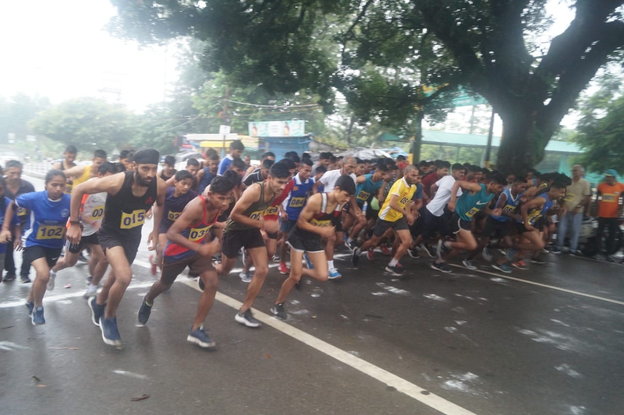 fit india run: freedom run in dehradun today, watch photos