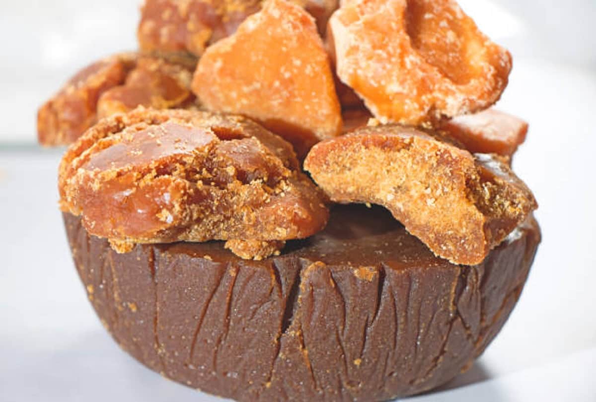 gud khane ke fayde, jaggery health benefits for health
