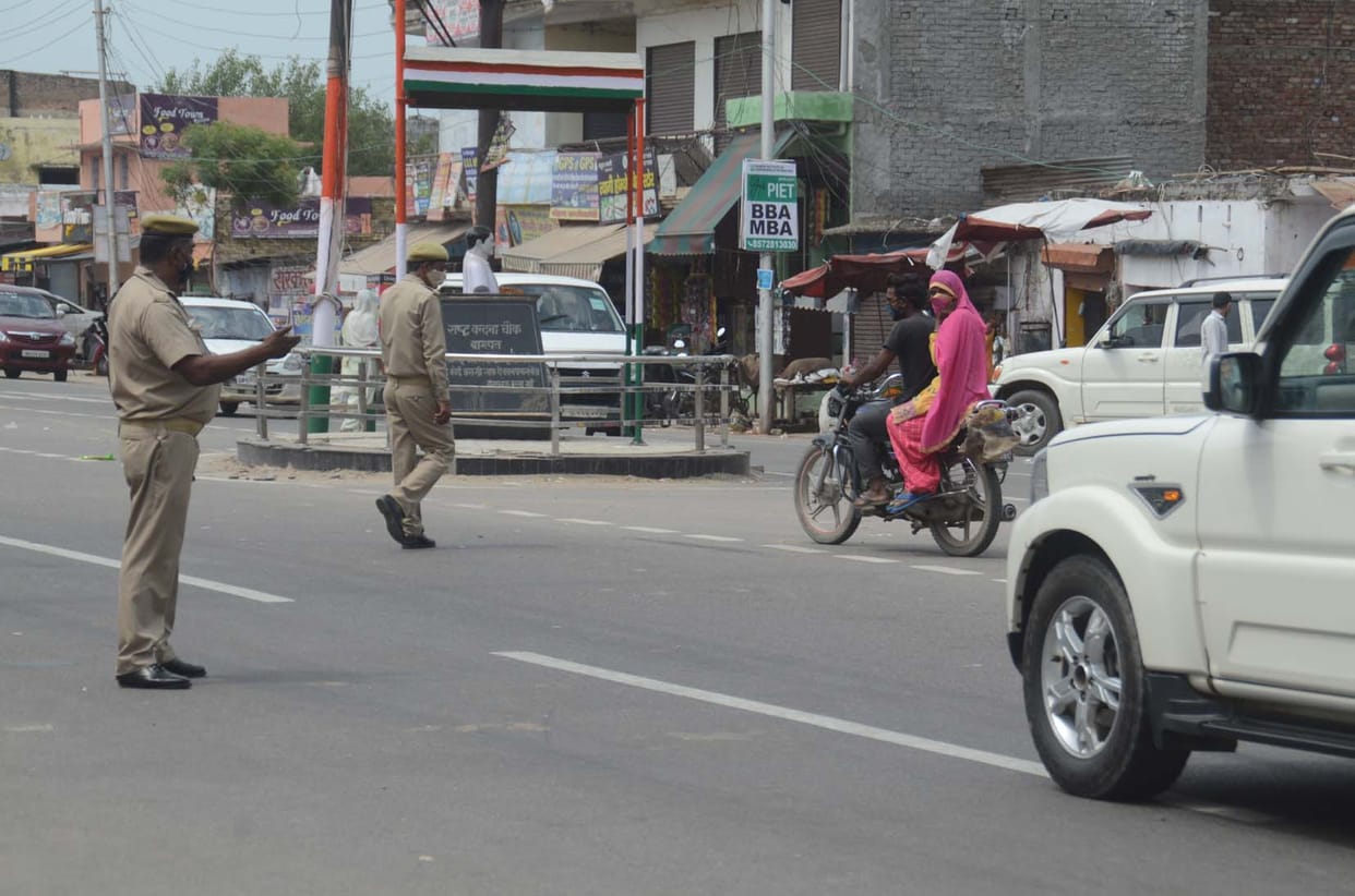 Four policemen including traffic in-charge line spot