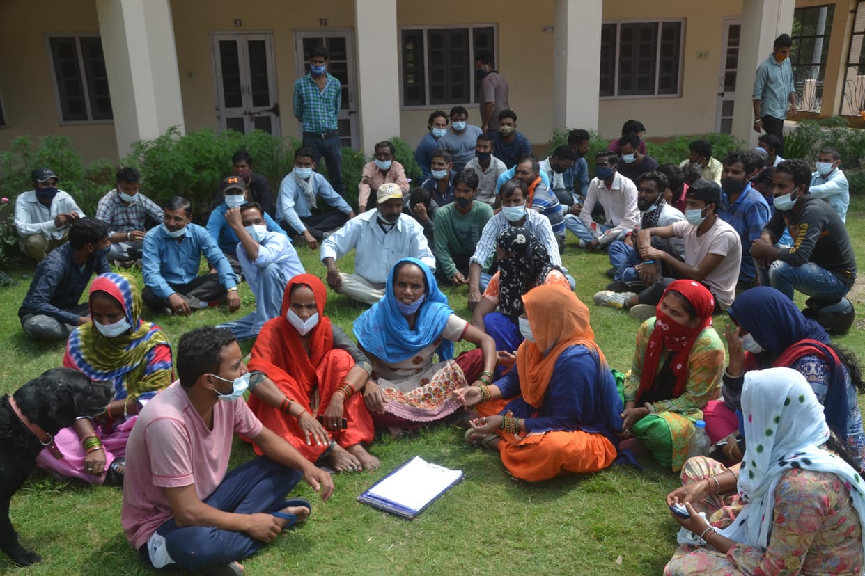 155 outsource sanitation workers start strike demanding regularisation  in Solan municipal corporation