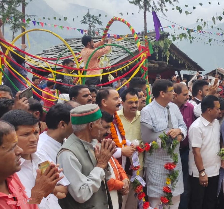 nag panchami 2021: fair is held every year in Sheshnag Devta temple of Uttarakhand