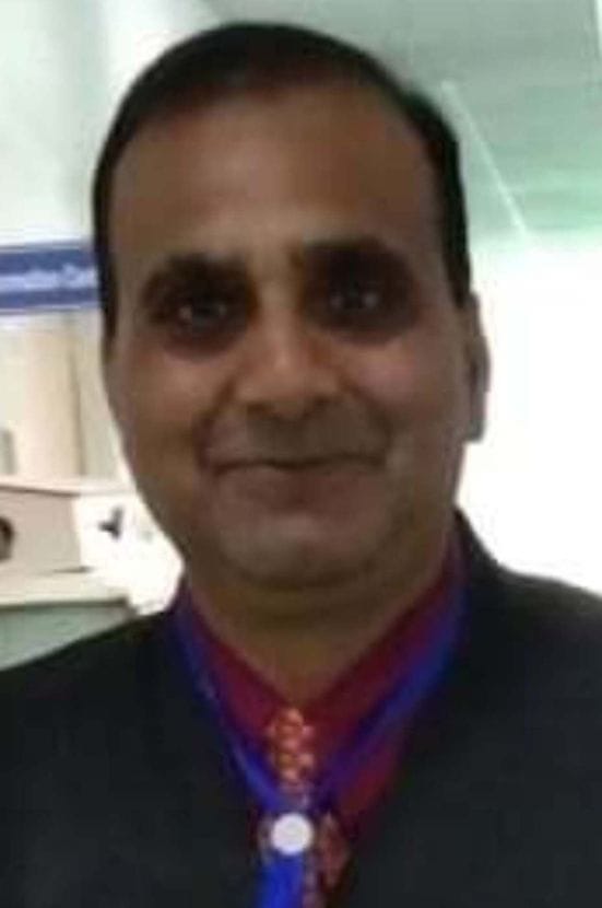 Dr Avdhesh got Outstanding Award
