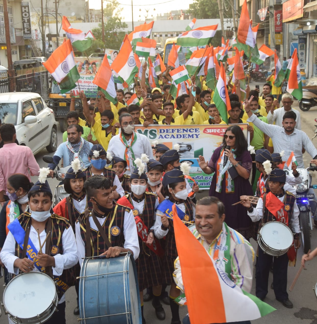 Children gave the message of patriotism through Sadbhavna Rally