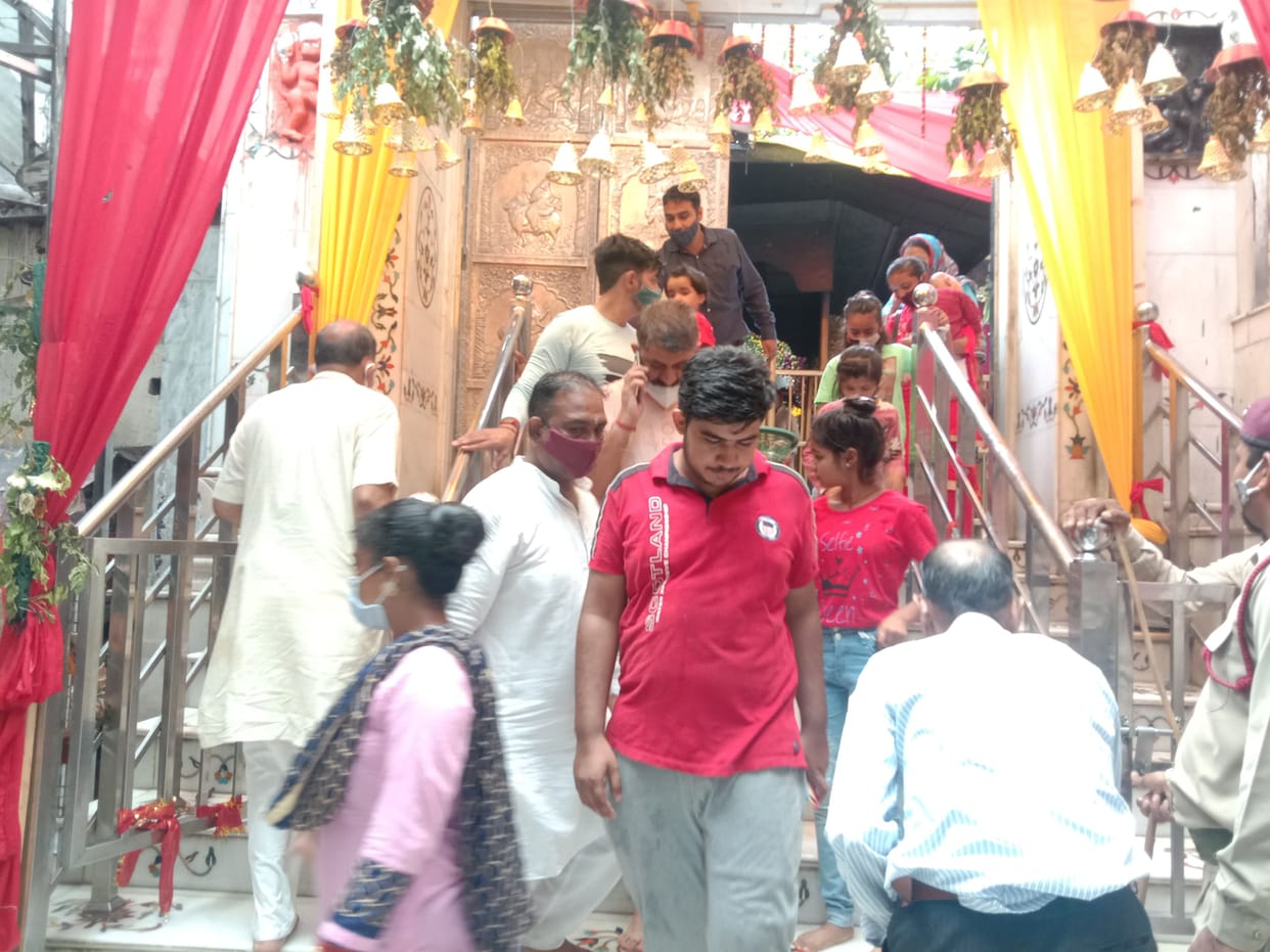 Crowd not visible in Chintpurni due to Corona restrictions