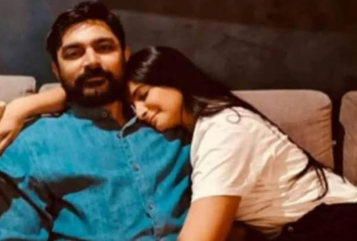 rhea kapoor and karan boolani did not invite bollywood celebs on their wedding jackie shroff wife shares card glimpse on social media