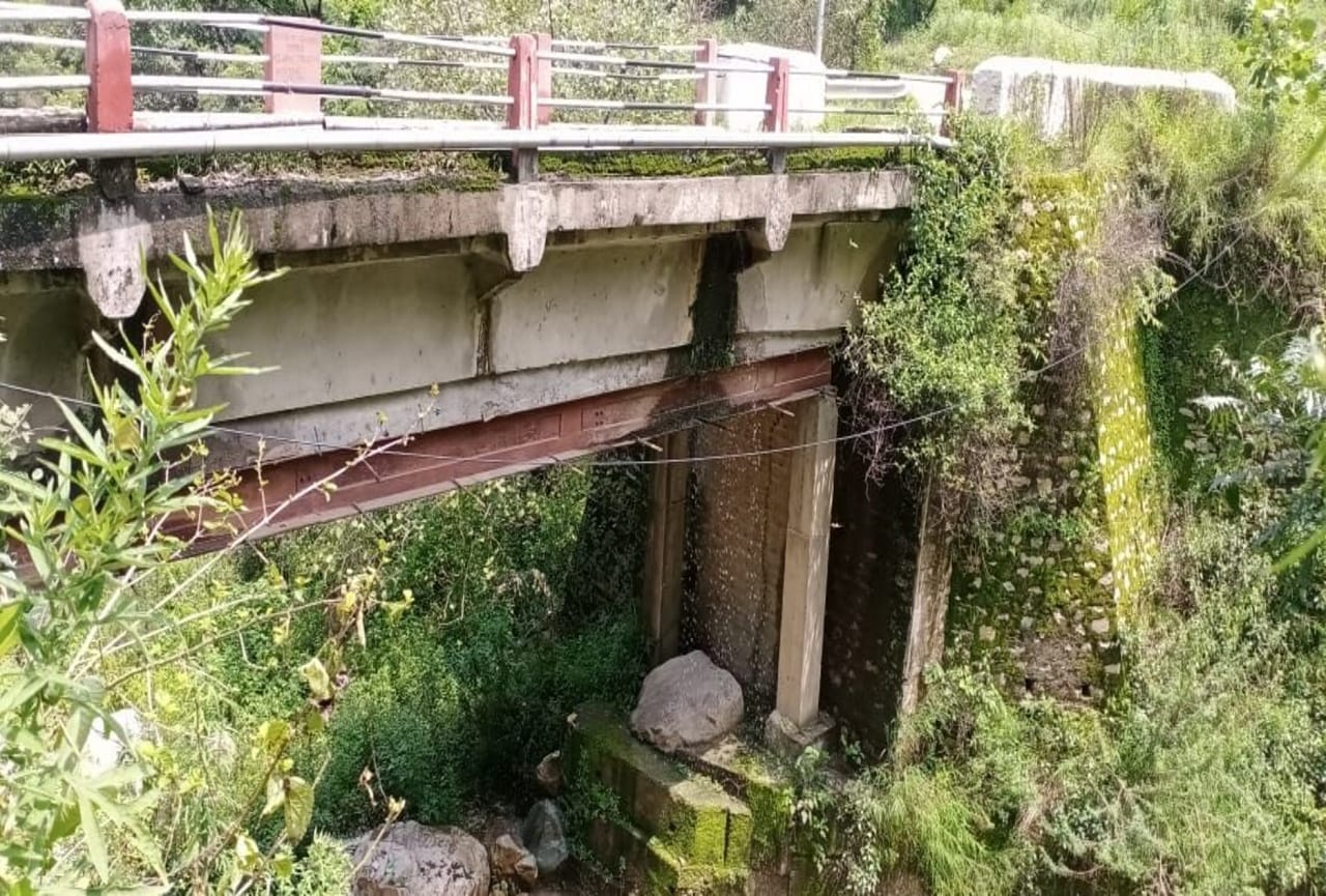 Chaurasi Kutiya: the world famous ashram turning into ruins, watch photos