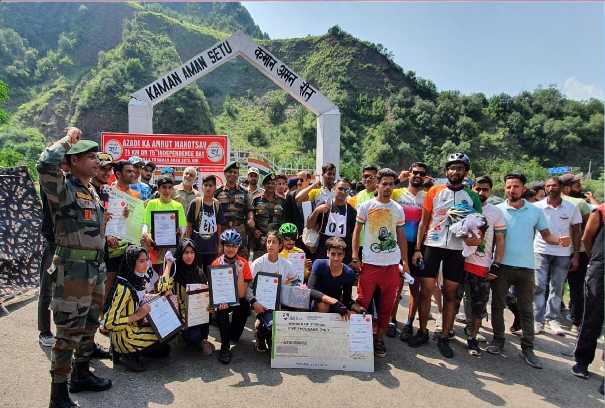 CYCLING EXPEDITION ON 75TH ANNIVERSARY OF INDEPENDENCE DAY from BARAMULLA TO URI