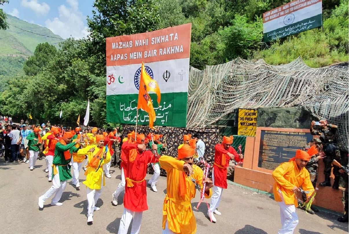 CYCLING EXPEDITION ON 75TH ANNIVERSARY OF INDEPENDENCE DAY from BARAMULLA TO URI