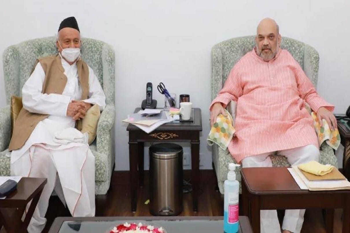 Maha Governor Bhagat Singh Koshyari met Union Home Minister Amit Shah in New Delhi
