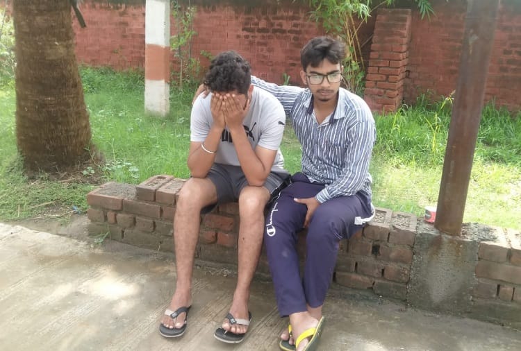 High Speed Trolley crushed Four Persons including ASI and Constable in Ambala