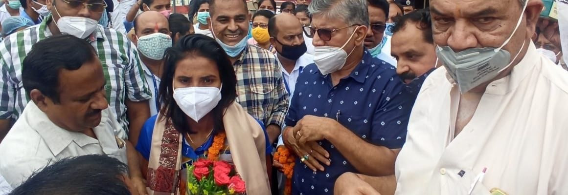 Vandana created history with the power of Ganga: Paliwal