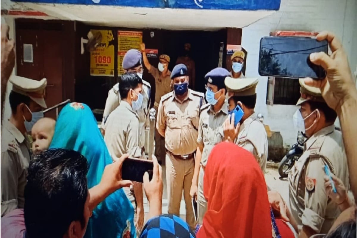 Murder on Delhi-Meerut expressway, two young girls from sardhana Meerut shot dead in car