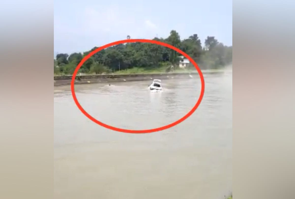 himachal news: car fall in BSL Canal in Sunadr Nagar Mandi  Himachal Pradesh