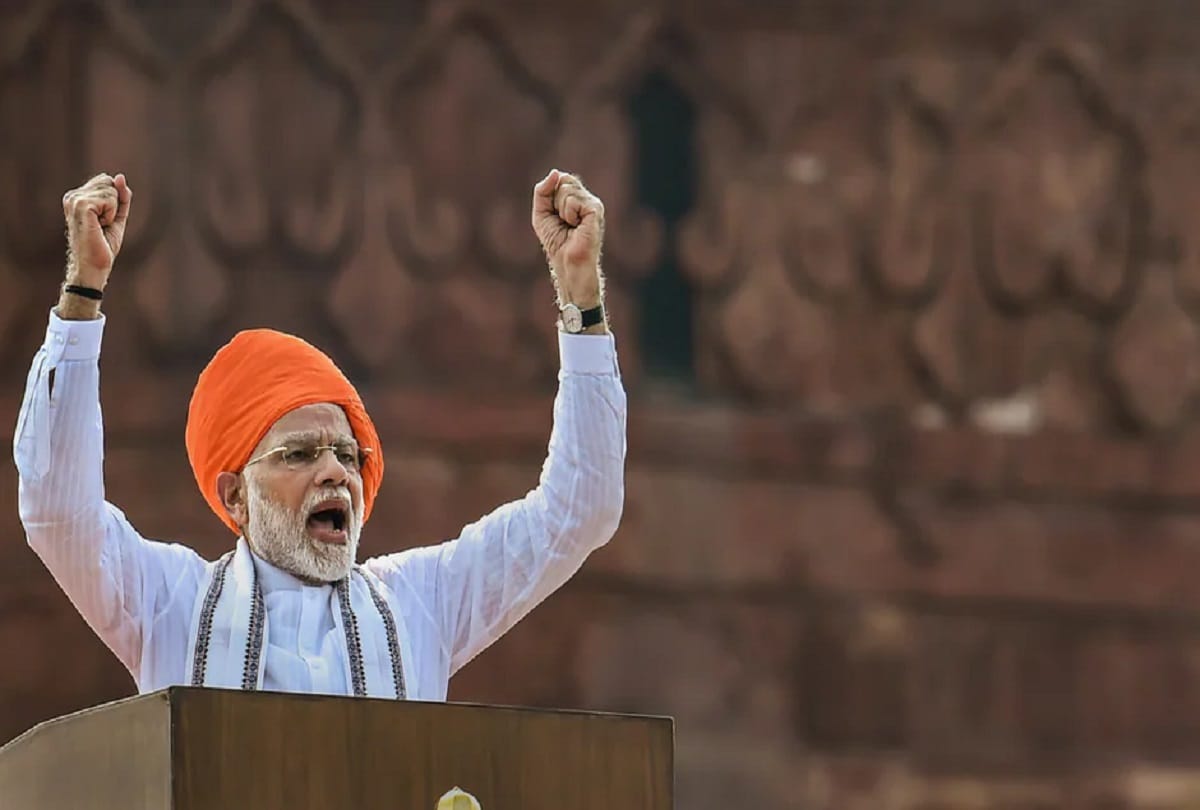 Pm narendra modi looks on independence day pm modi turbans on independence day