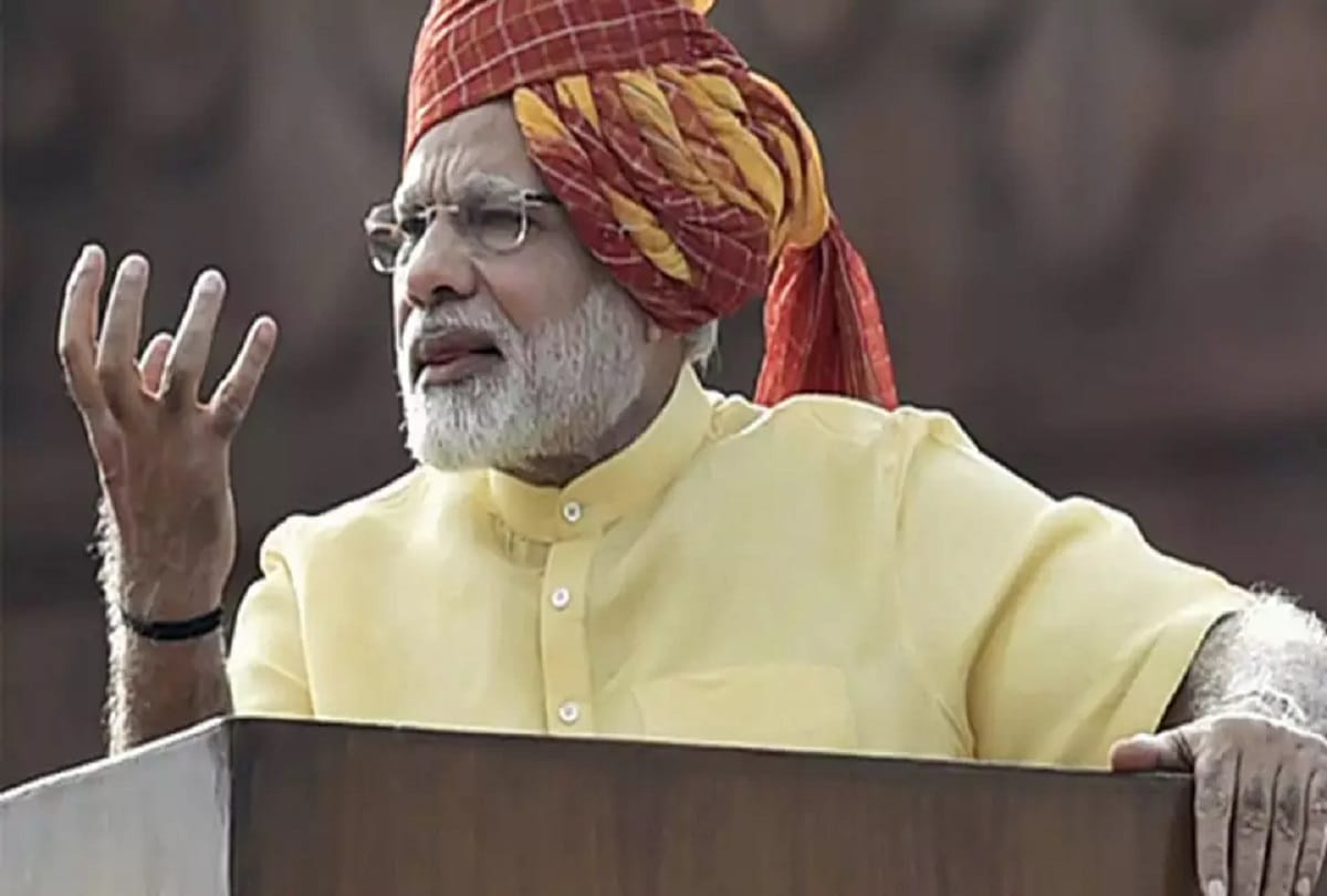 Pm narendra modi looks on independence day pm modi turbans on independence day