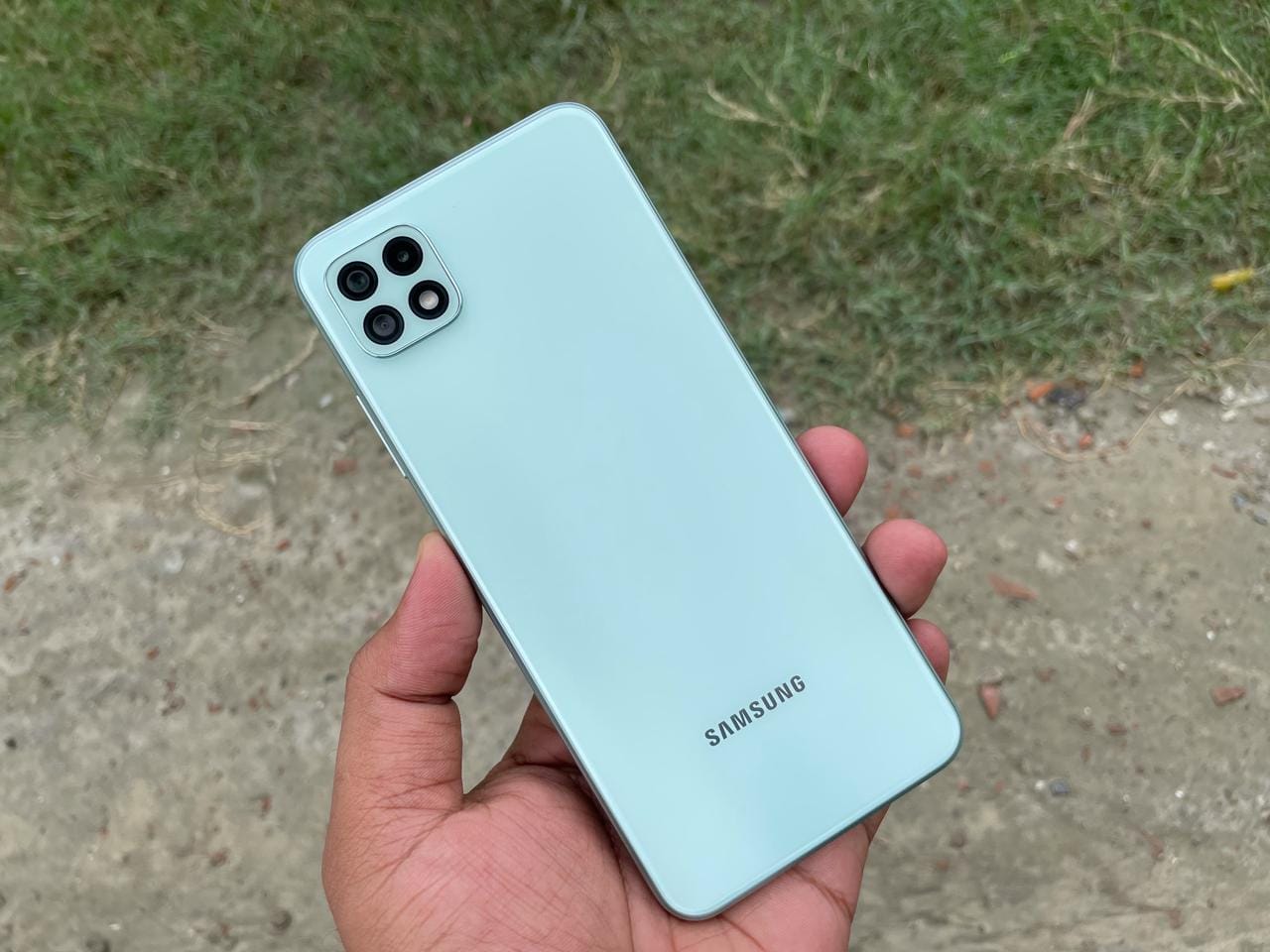 Samsung Galaxy A22 5G Review a beautiful 5g smartphone under Rs 20k by samsung India