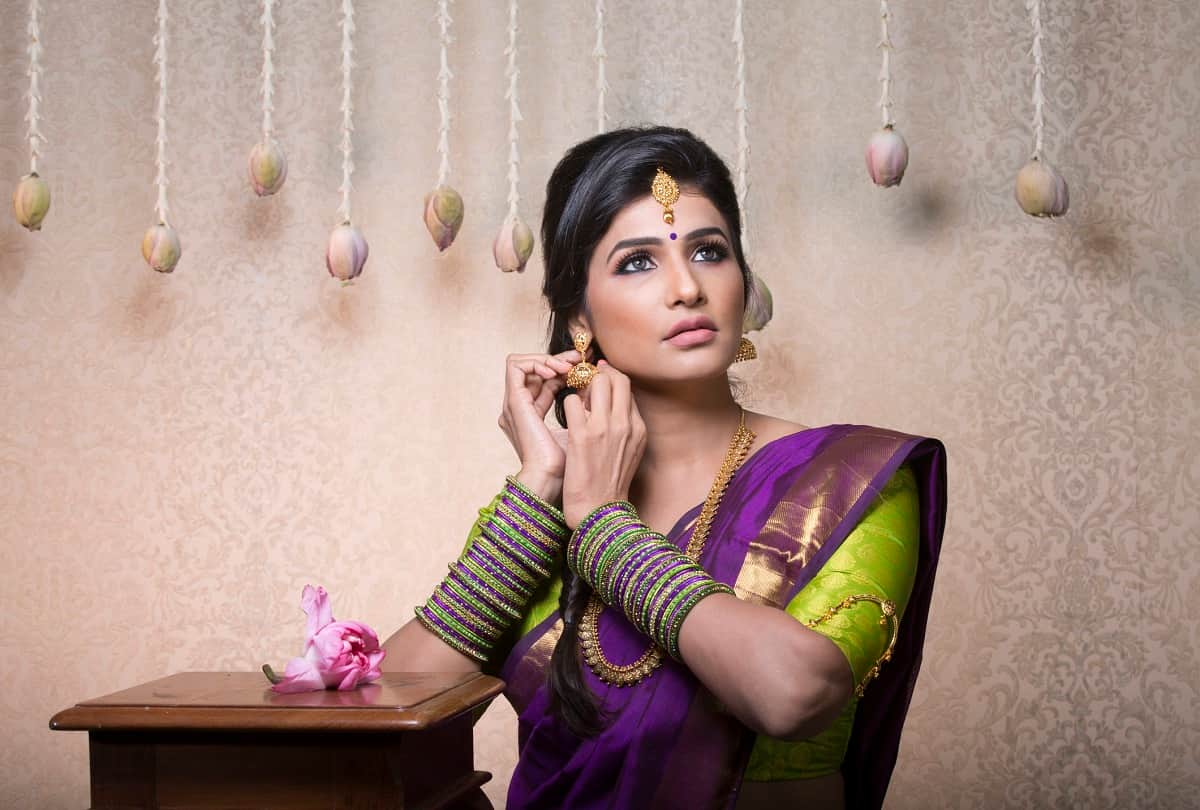 fashion tips best saree look for wedding party
