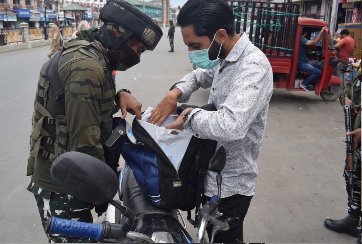 Independence Day preparations in Jammu and Kashmir Change from Srinagar's Lal Chowk to Police Twitter