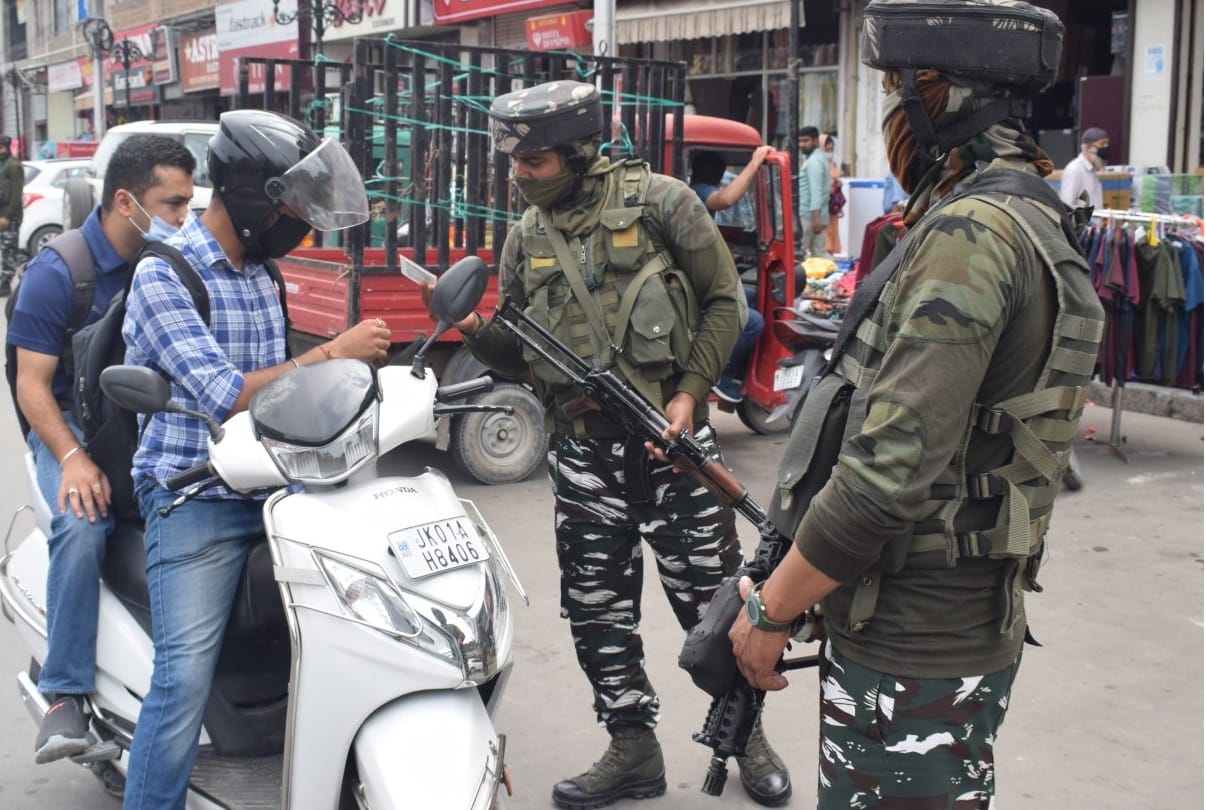 Independence Day preparations in Jammu and Kashmir Change from Srinagar's Lal Chowk to Police Twitter