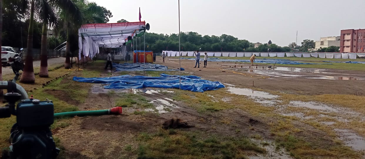 18.8 mm of rain increased the problems of administration, sweating to dry water throughout the day
