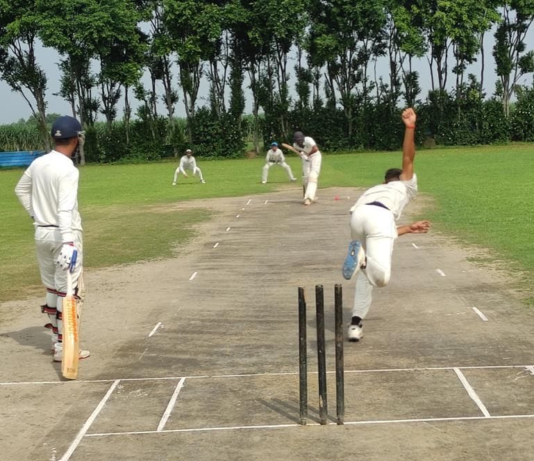 Amroha Red beat Amroha Blue by 96 runs