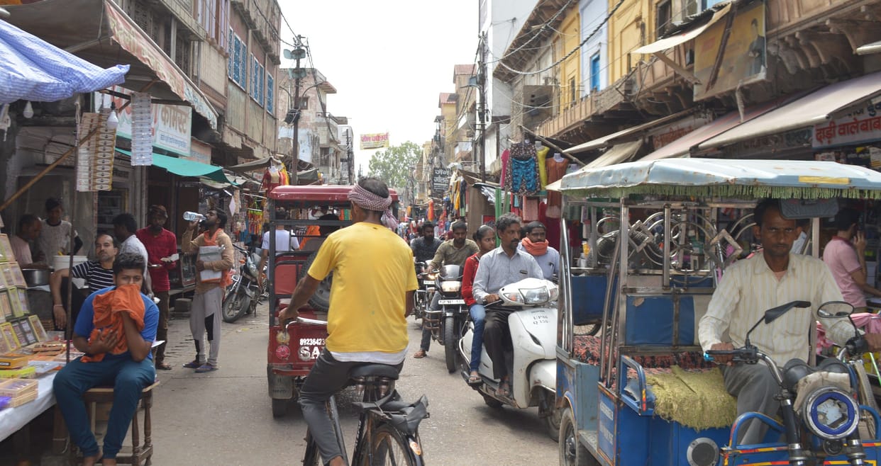 Hathras: After many months, the market opened on Saturday, there was a lot of activity