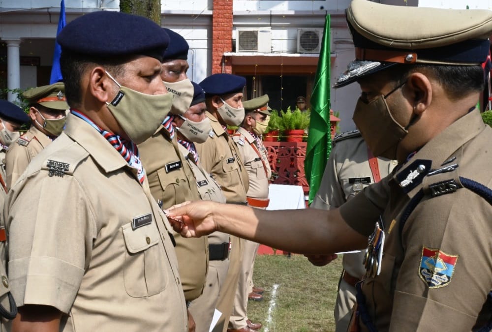 Independence Day 2021: Uttarakhand Dgp Ashok kumar Honoured Many Police Officers Photos