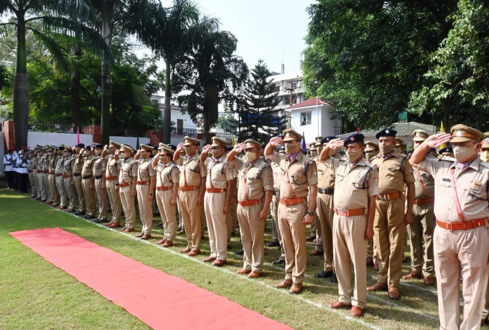 Independence Day 2021: Uttarakhand Dgp Ashok kumar Honoured Many Police Officers Photos