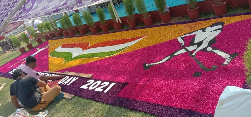 Parade of soldiers will be the center of attraction, students will present colorful cultural programs