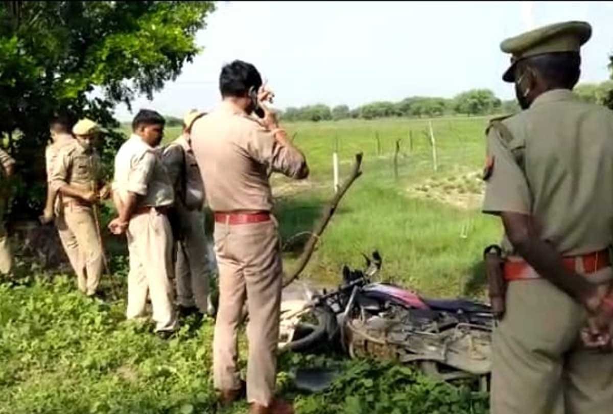 Hamirpur: Dead body of a young man found on the roadside