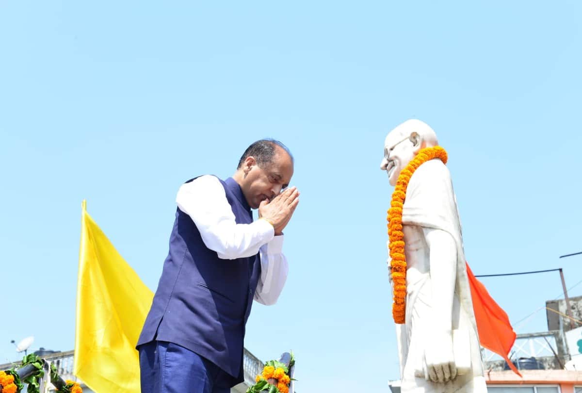 independence day 2021: cm jairam thakur hoist national flag in Mandi himachal pradesh