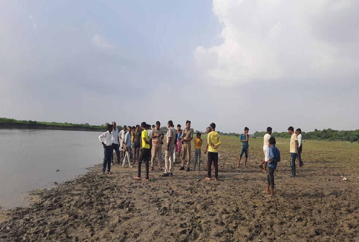 three children drowned in Yamuna river in Firozabad