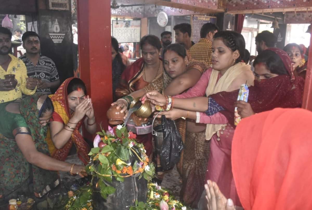 Sawan Somvar Vrat 2021 Puja Vidhi Special story Sawan Somvar Puja Vidhi Significance in Gorakhpur