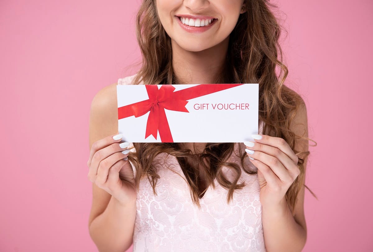 rakhi raksha bandhan 2021 gifts for sisters