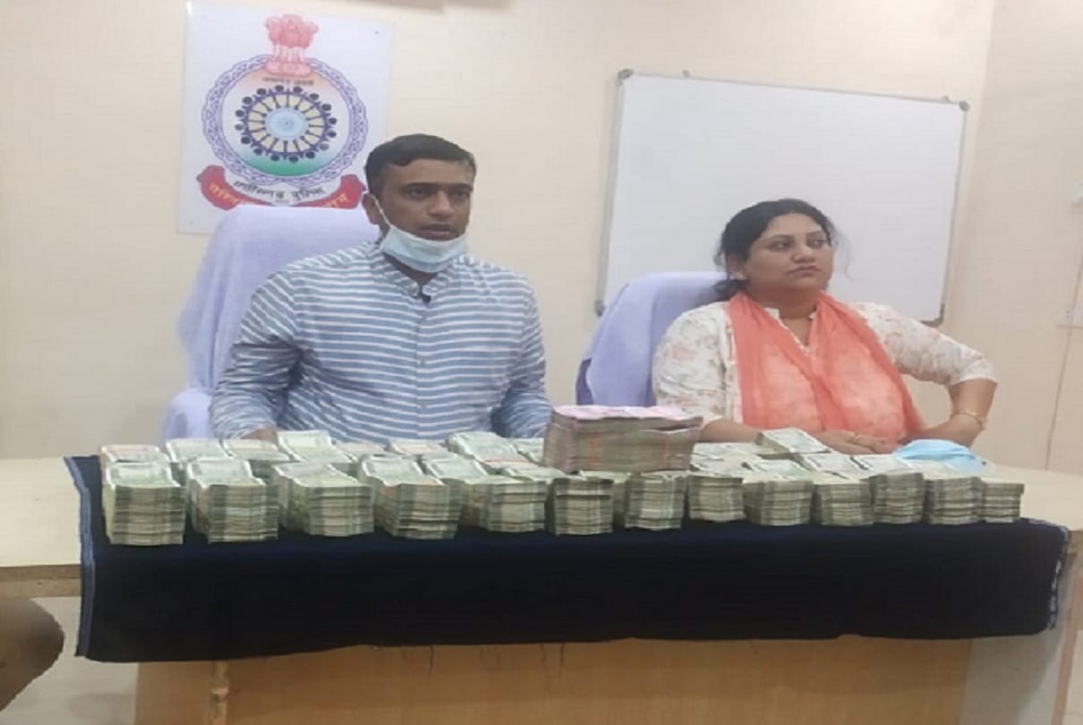Chhattisgarh Police Caught 2 People With 78 Lakh Rs Cash In Mahasamund District Latest News Update