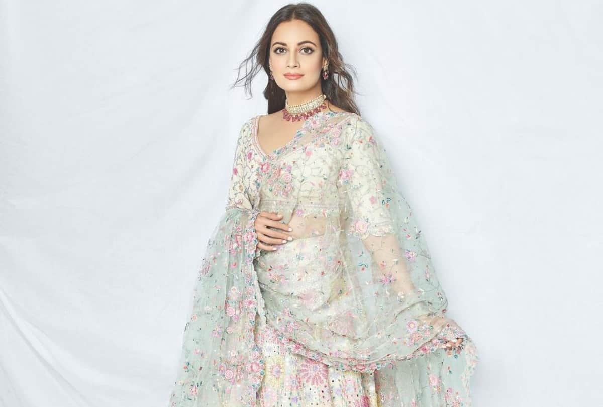 Dia mirza shares his son avyaan glimps on social media says may you always be azaad