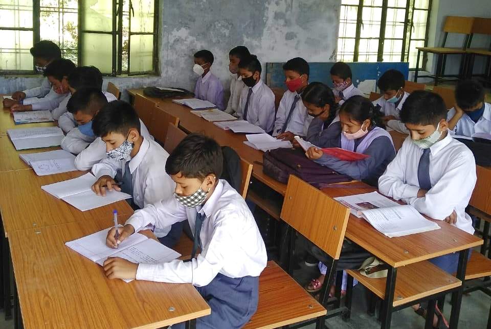 Schools open from class 6 to 8