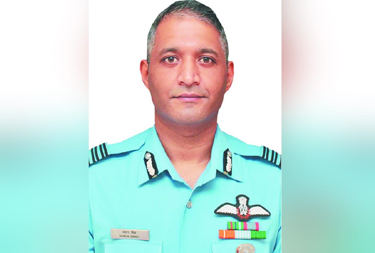 President honored Wing Commander Varun with Deoria with Shaurya Chakra on independence day