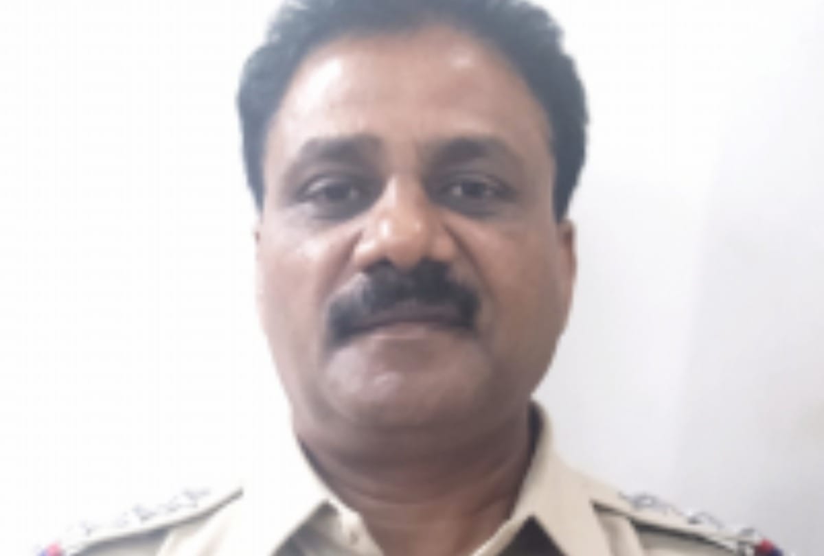 Mumbai Police take action against recovery in the film industry FWICE treasurer Gangeshwar Srivastav Arrest