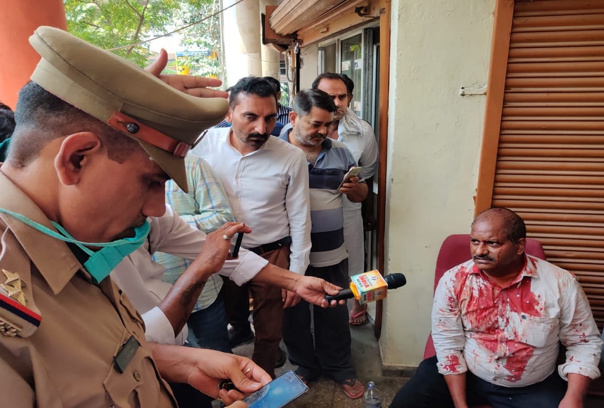 miscreants looted Rs 45 lakh from rice trader on basis of weapon by entering office 