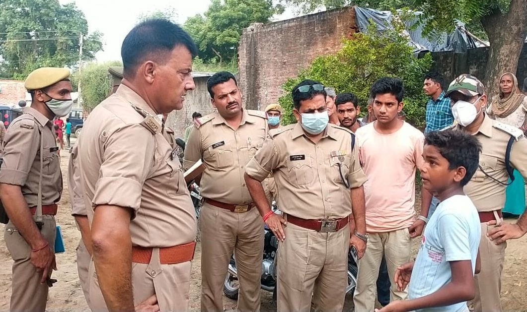 In Mahmudabad, the head husband shot the father and son, admitted