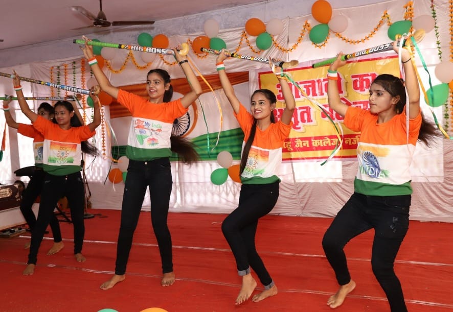 Flag hoisting in schools with cultural function