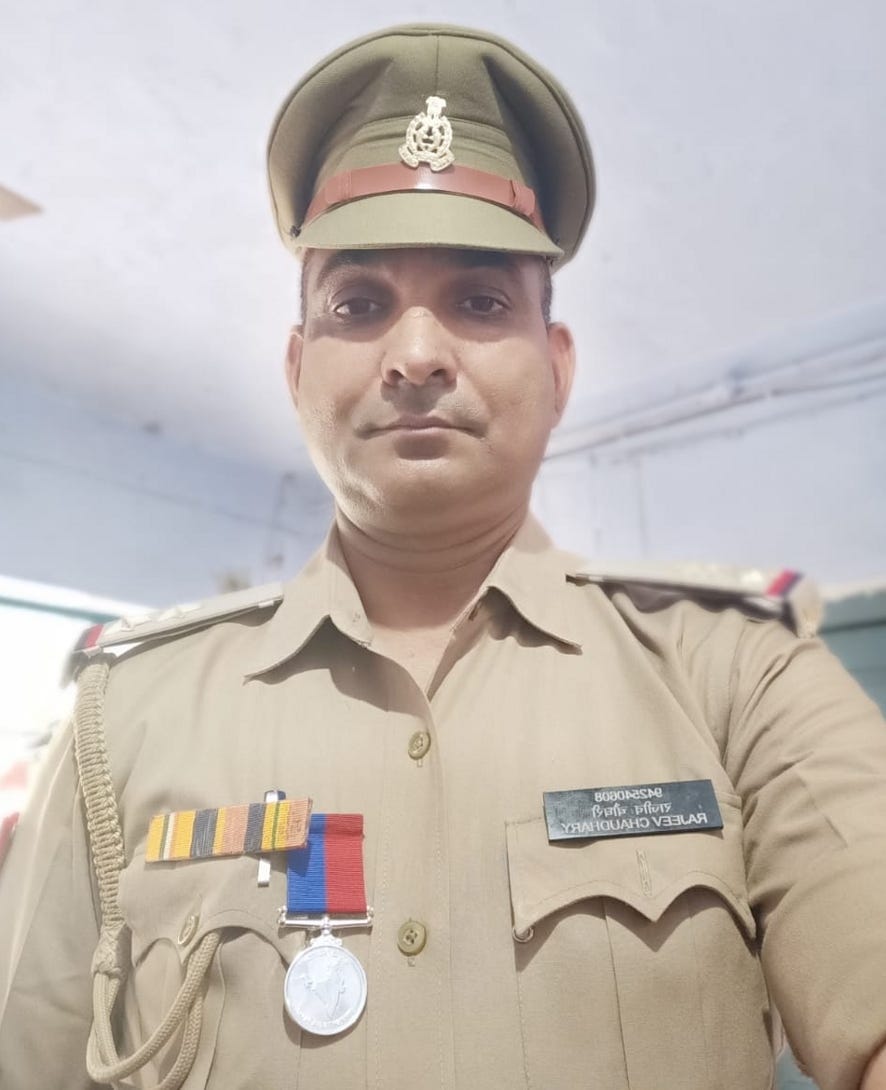 SP awarded excellent service medal