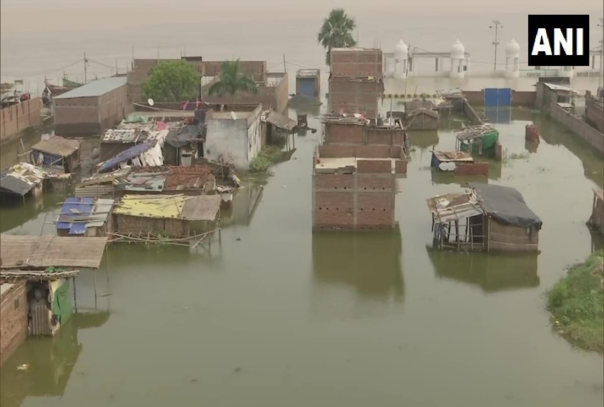 Now floods in Bihar: level of Ganga rising continuously, water entered many parts of Patna, roads and houses submerged