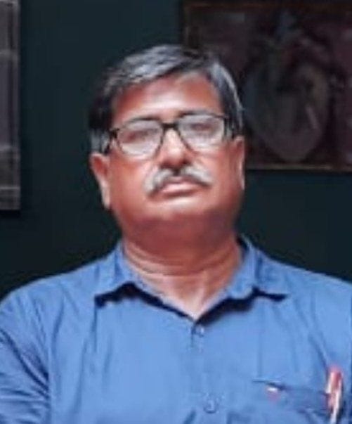 Principal dies in road accident, teacher injured