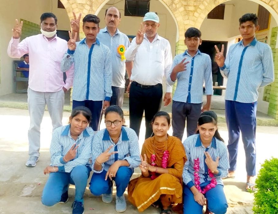 Super-100: 80 out of 186 students passed