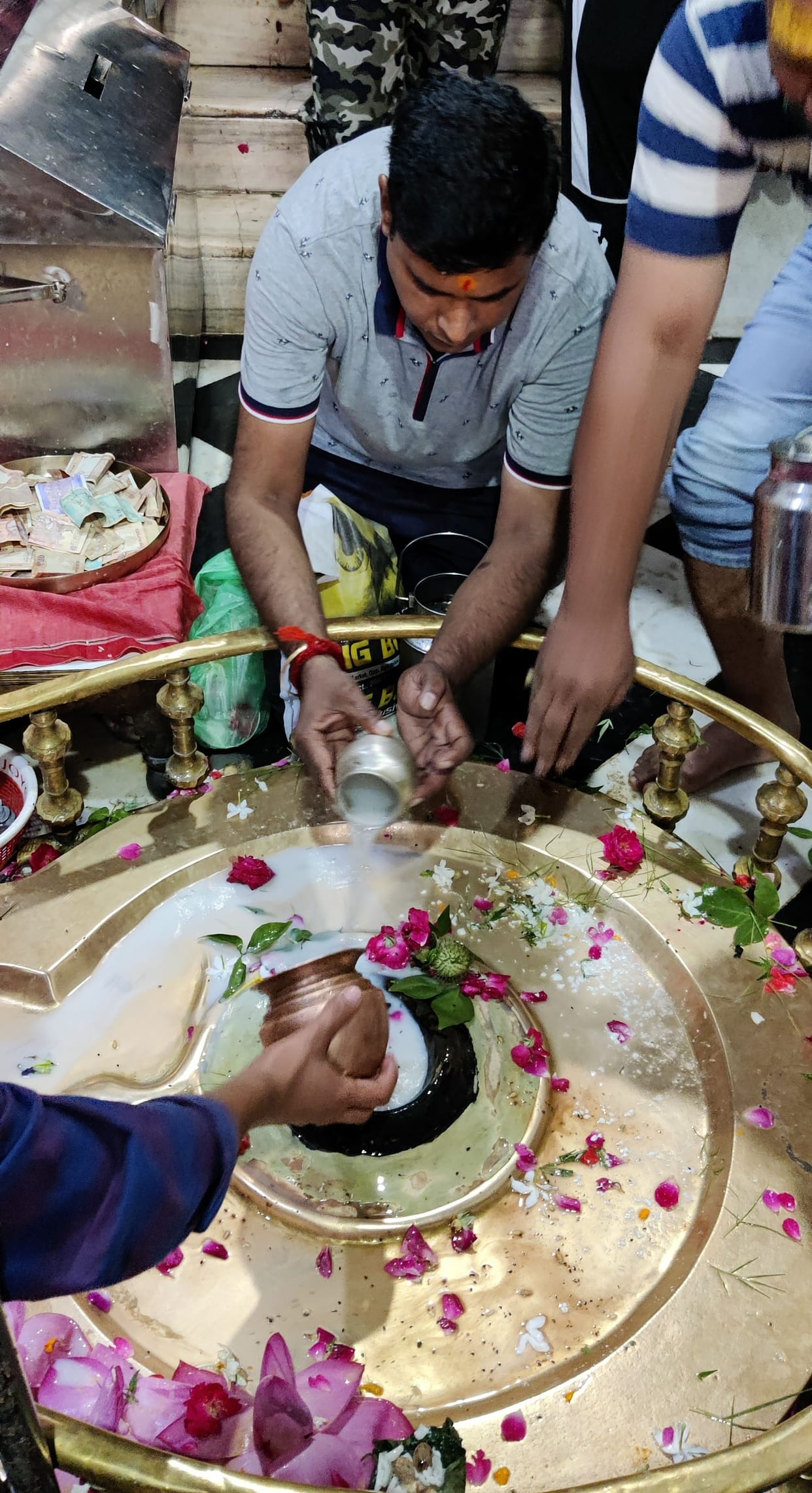 Cheers echoed in temples, girls worshiped